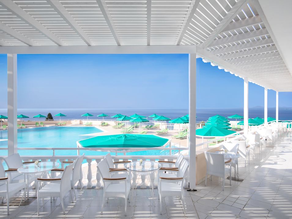basen, pool bar