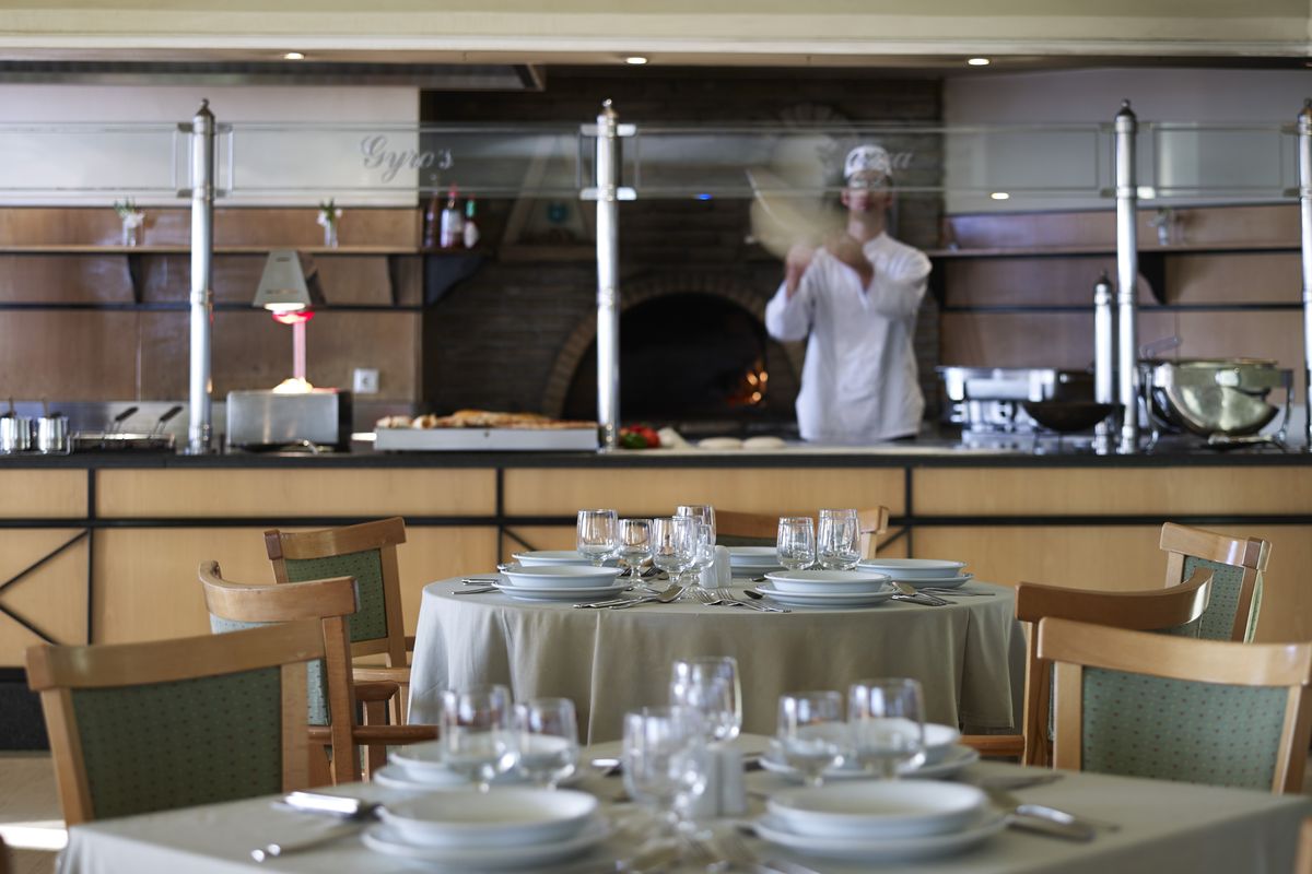 Mitsis Family Village - restauracja