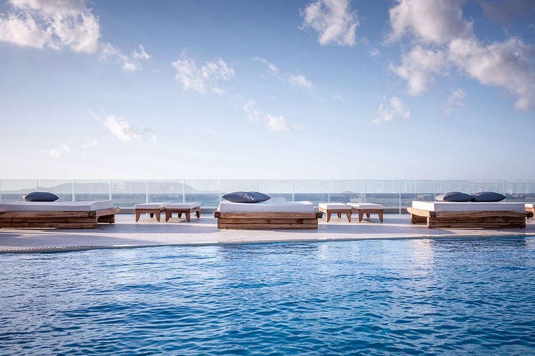 Mitsis Rinela - basen