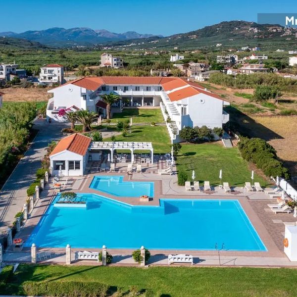 Mrs Chryssana Beach (Chania)