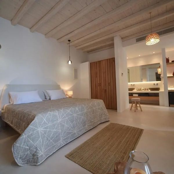 Myconian Crown Suites
