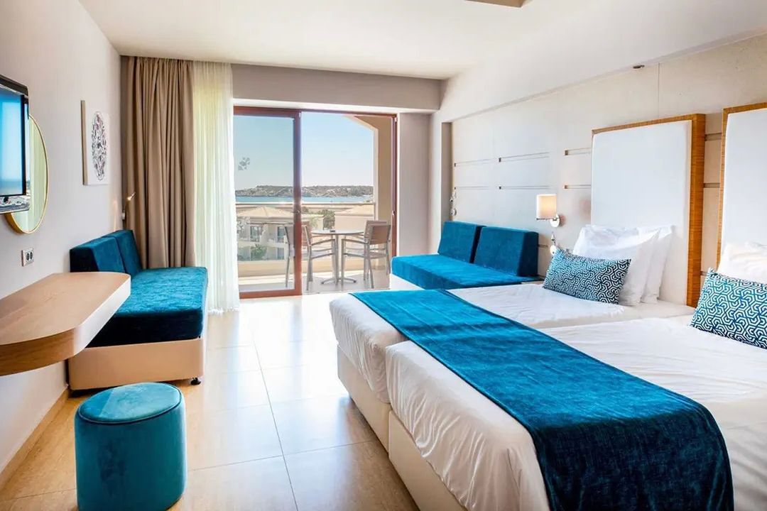 Mythos Beach Resort - pokój