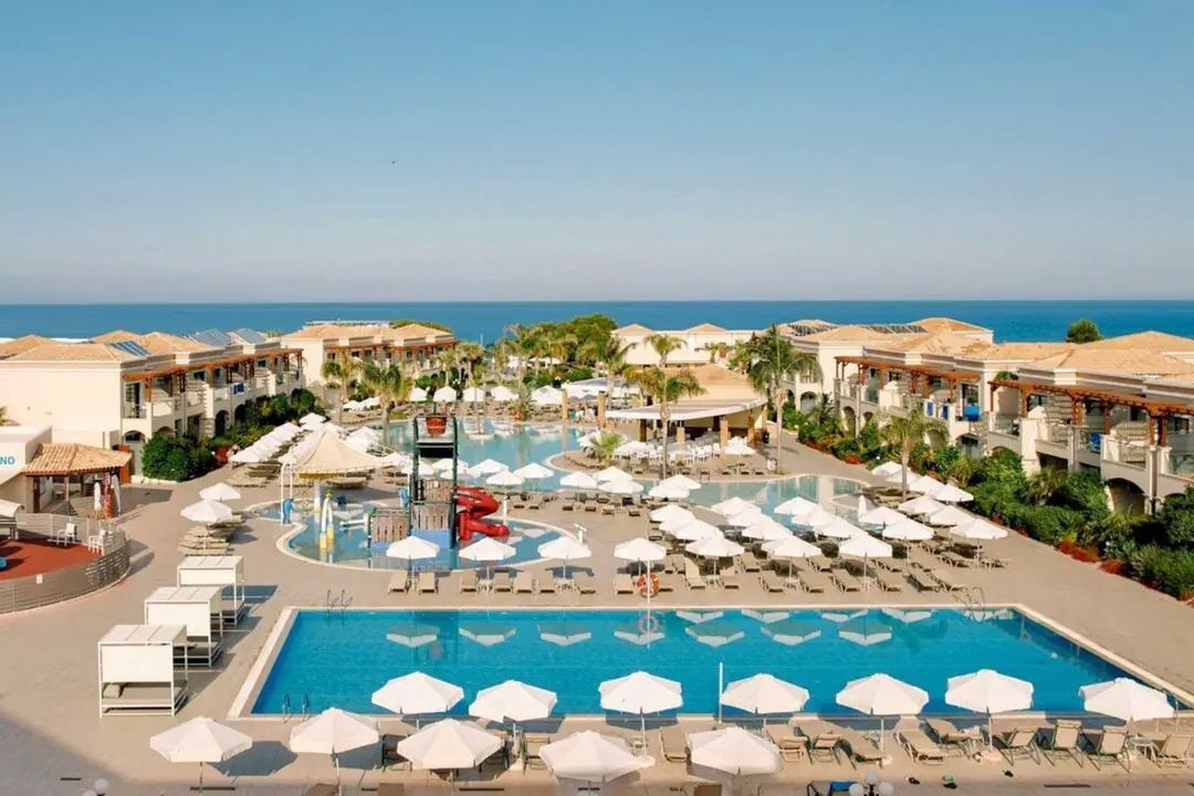 Hotel Mythos Beach Resort