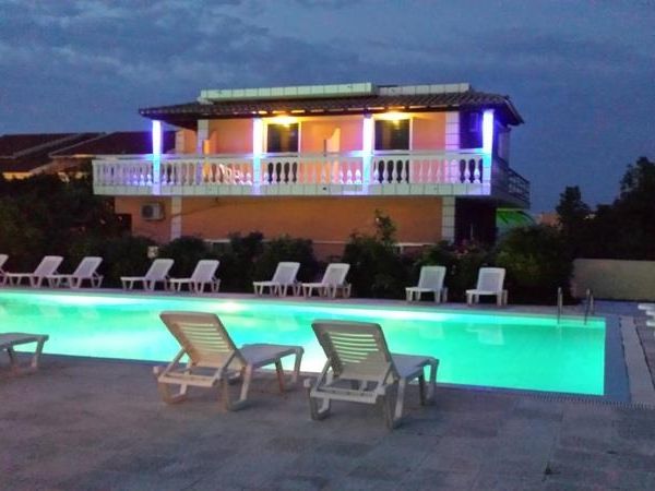 Nikolas Club 2*