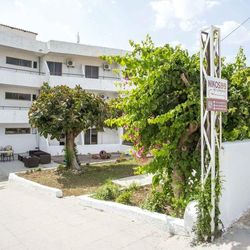 Nikos BnB