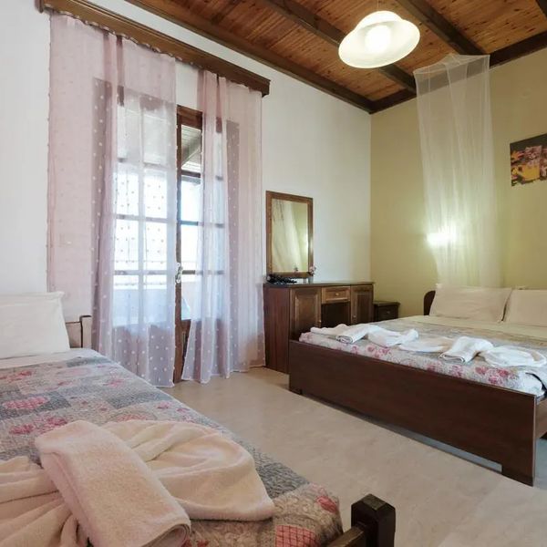 Nikos Pool Apartments Sidari