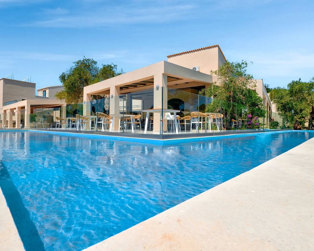 Ninos Serena Holiday Resort