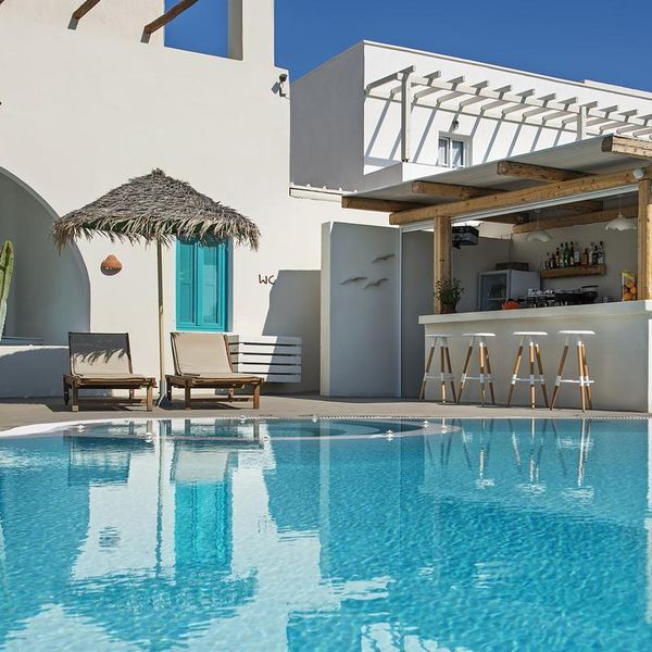 Nissia Apartments