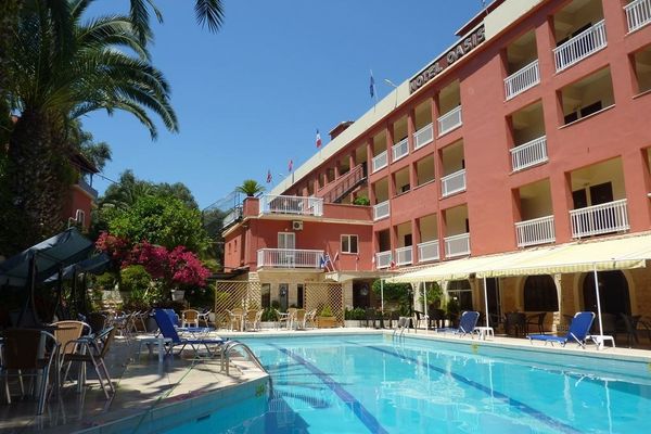 Oasis Perama