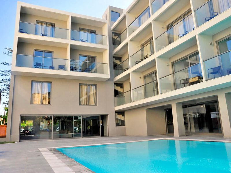 Oktober Downtown Rooms