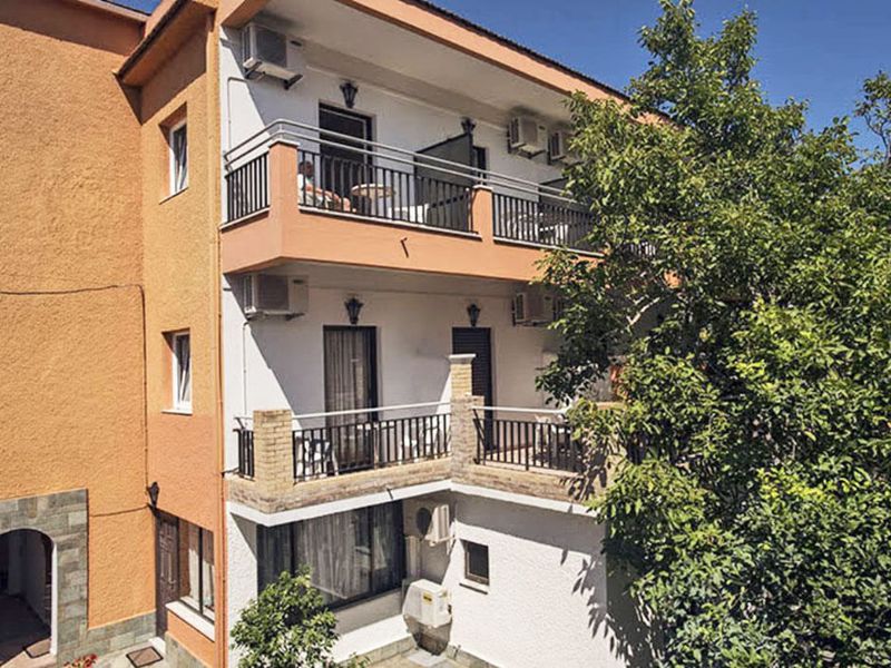 Omirico Hotel & Apartments