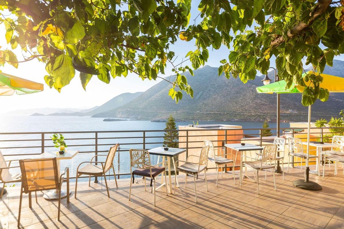 Ormos Atalia Bali - teren hotelu