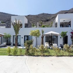 Palm Island Suites