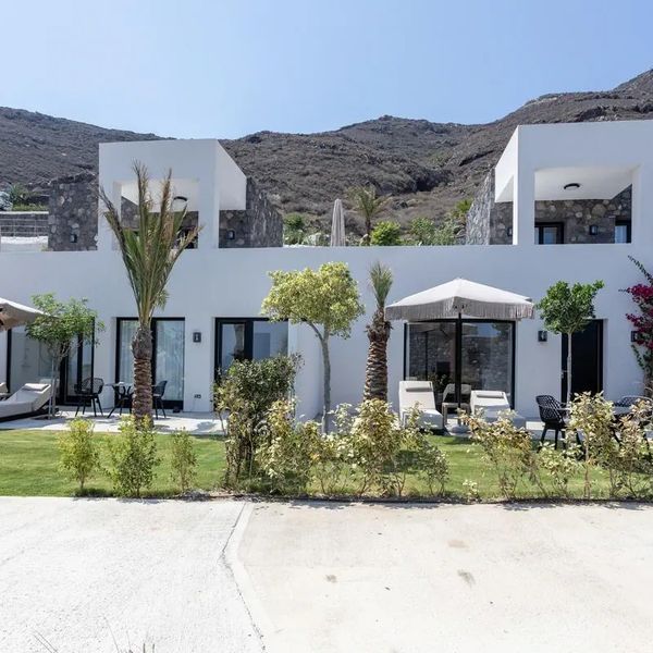 Palm Island Suites