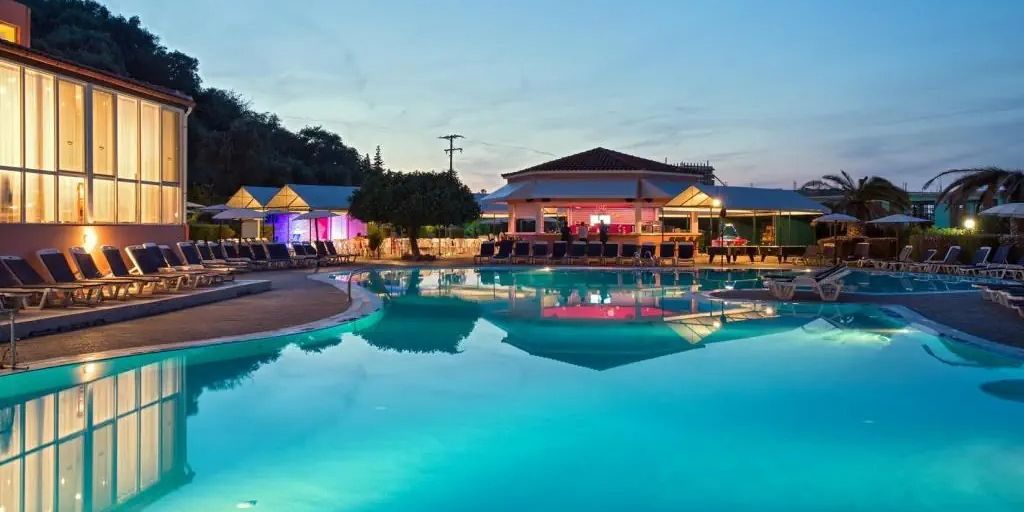 Grecja na 7 dni w maju: 3⋆ hotel od 2 304 zł