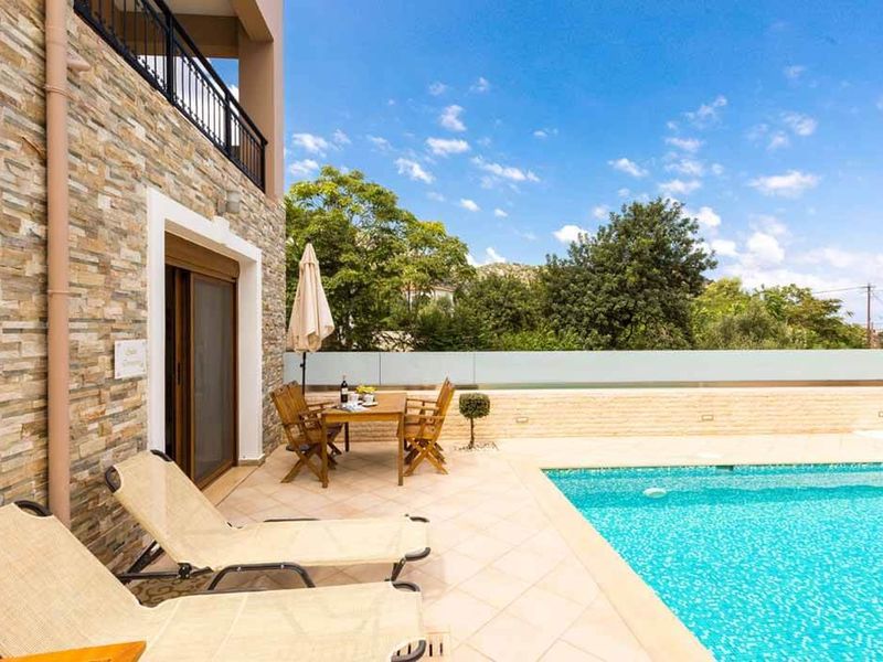 Pantheon Villas &amp; Suites 4*