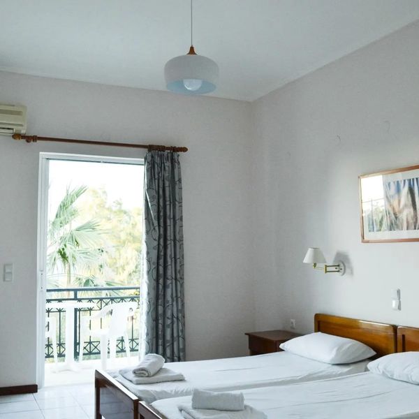 Paradise Beach Apartments