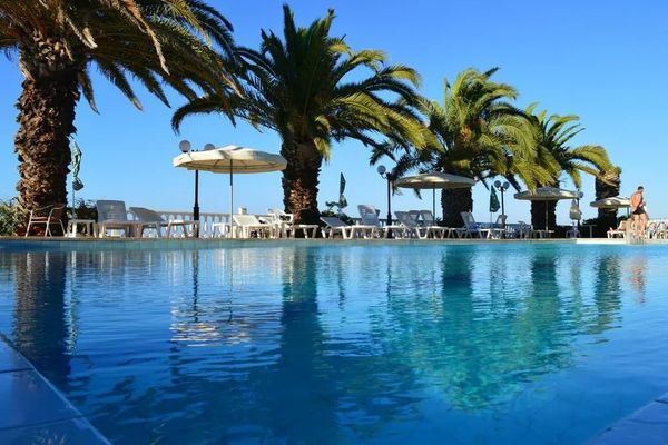Paradise Beach Hotel Argassi