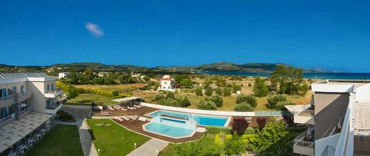 Paradise Resort (Finikounda)