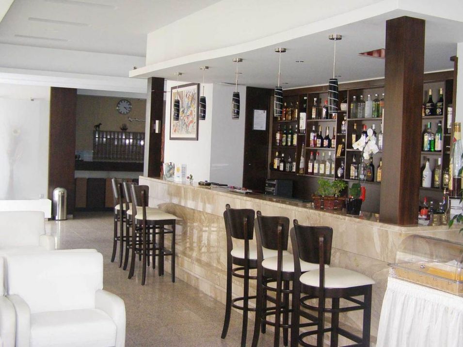 drink bar