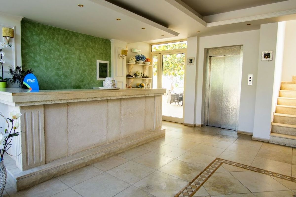 Pela Sofia - recepcja / lobby