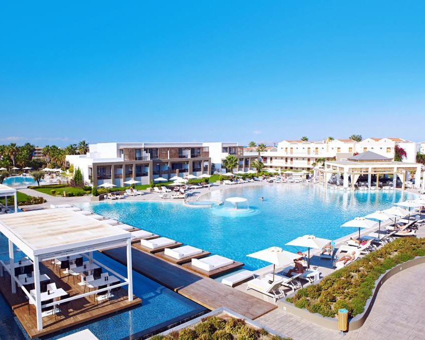 Pelagos Suites & SPA