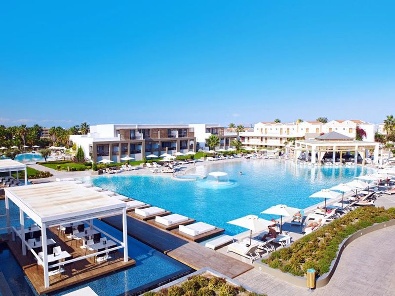 Pelagos Suites & SPA