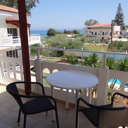 Perla Beach (Agia Marina)