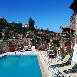 Petrino Horio Stone Village