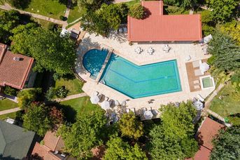 Petrino Suites