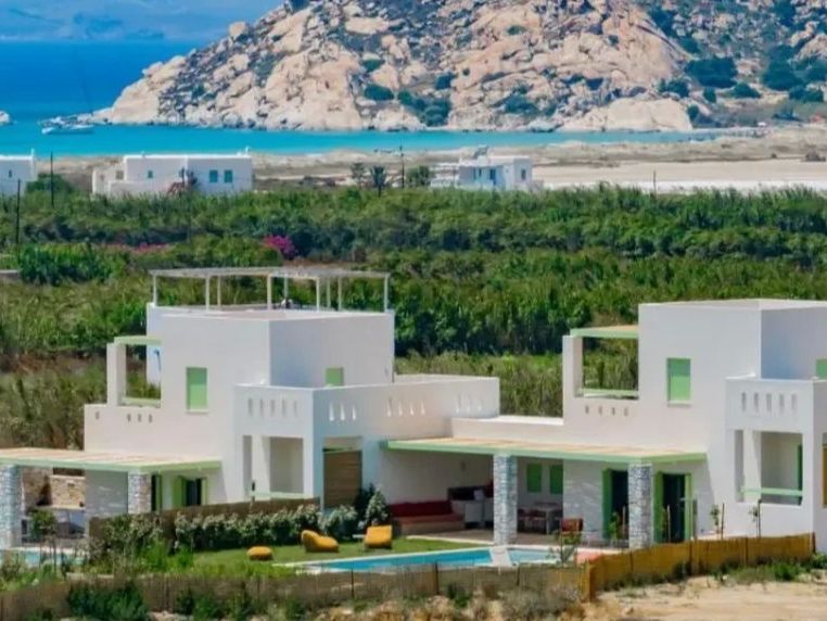 Plioni Villas and Suites