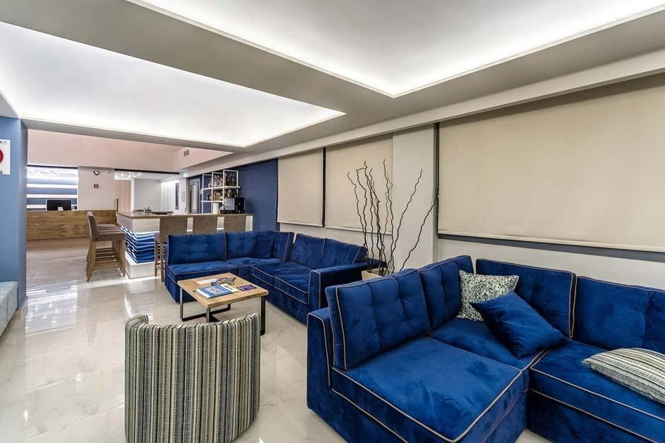 Pollis (ex Miramare) - recepcja / lobby