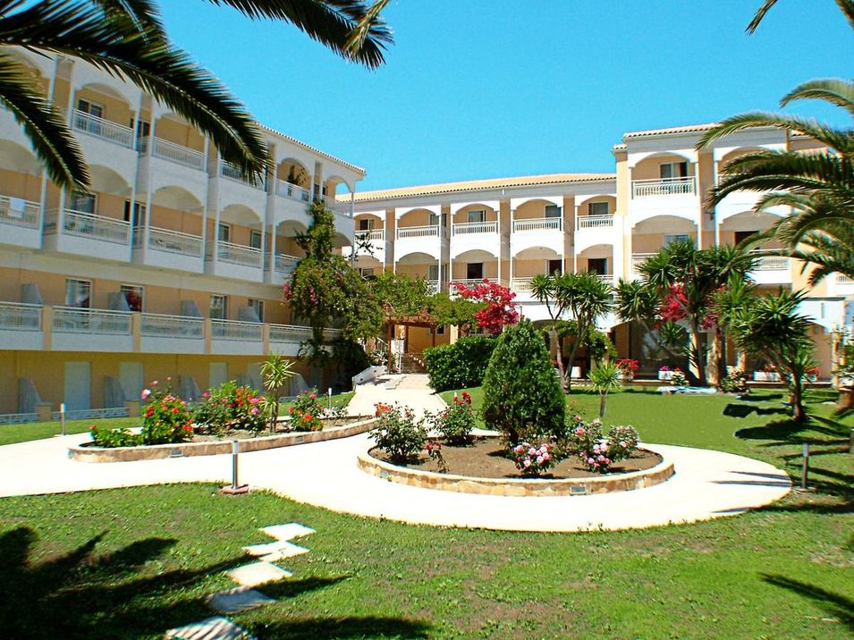 obiekt, teren hotelu