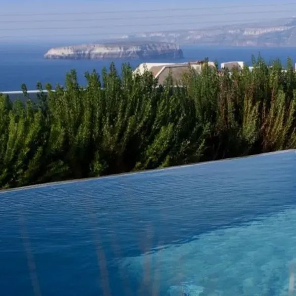 Potnia Theron Suites