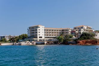 Ramada Athens Attica Riviera ex Aquamarina