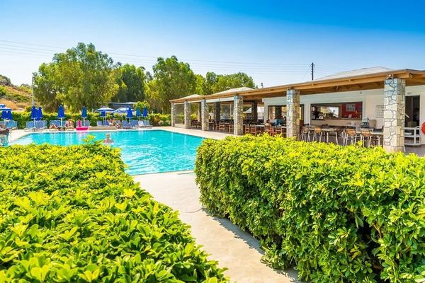 Relax (Kolymbia)