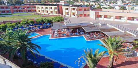 obiekt, teren hotelu, basen