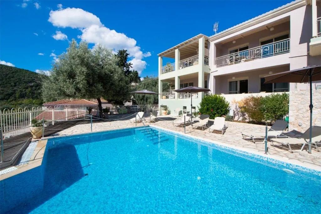 Rouda Village - basen