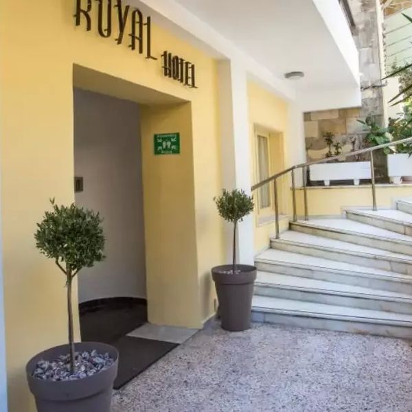 Royal Apart Hotel