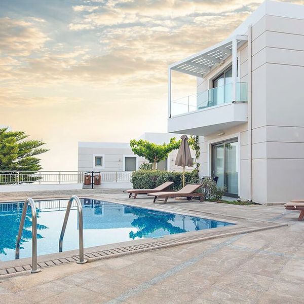Royal Blue Resort & Spa