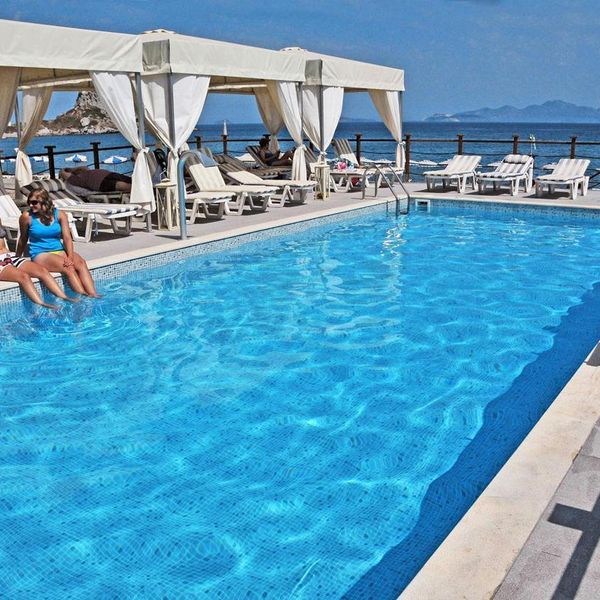 Sacallis Inn Beach