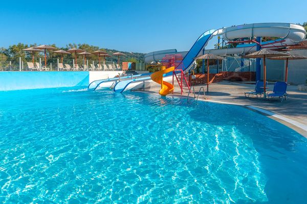 Saint George Palace (Agios Georgios)