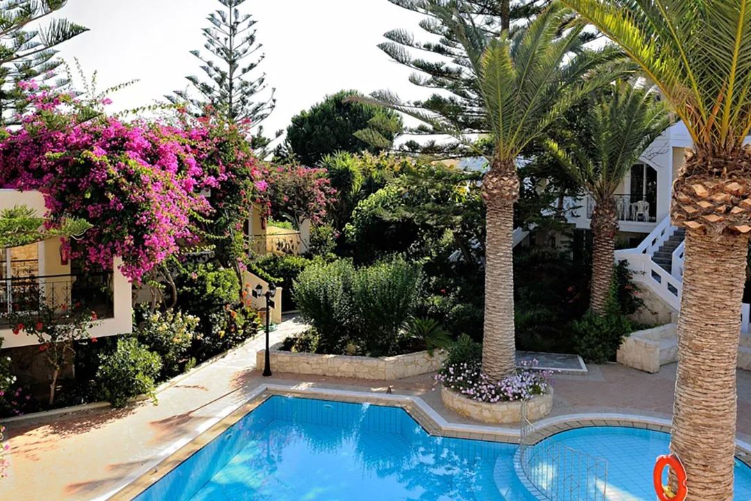 Saint Nikolas Kastalia Village - basen