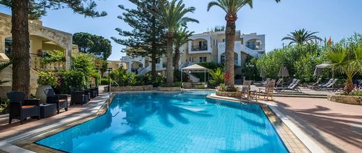 Saint Nikolas Kastalia Village