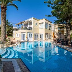 Saint Nikolas Kastalia Village