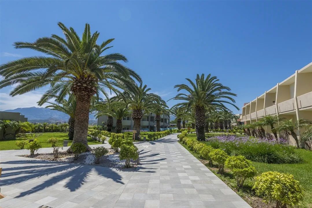 Sandy Beach (Marmari) - teren hotelu