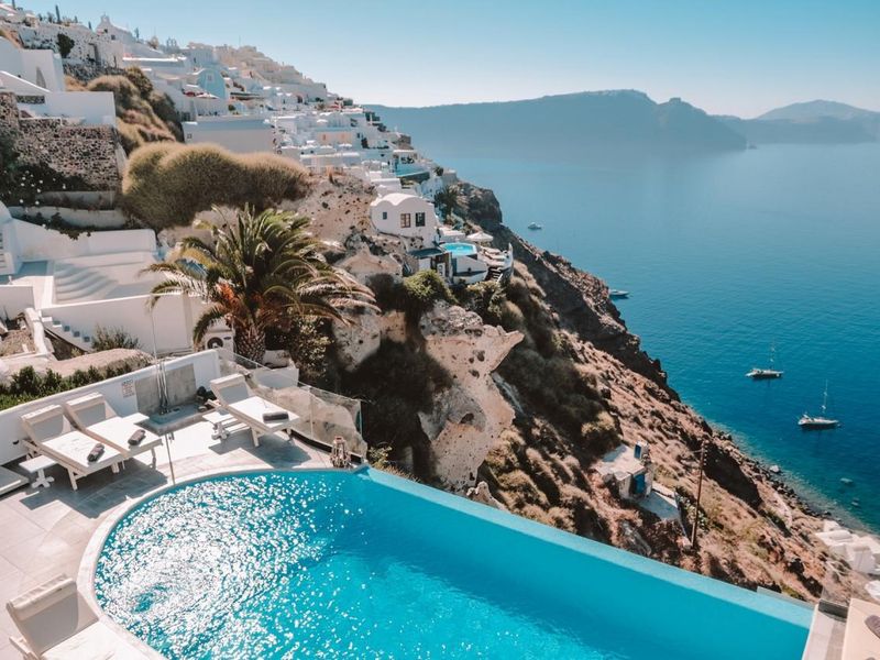 Santorini Secret Suites &amp; Spa 5*