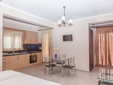 Santos 3*