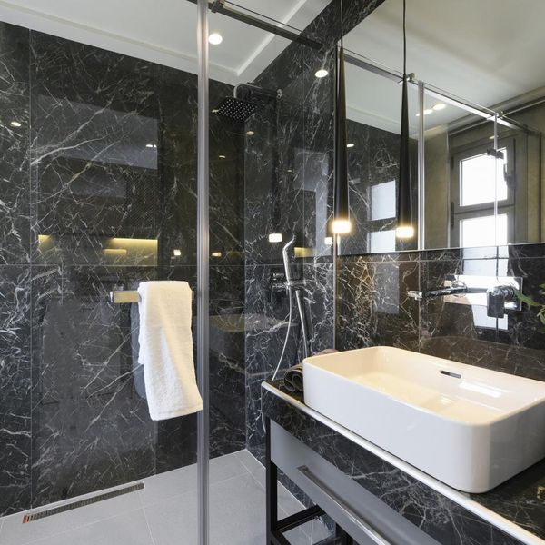 Serenity Suites