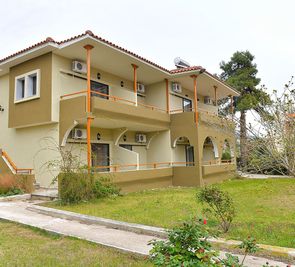 Sithonia Village
